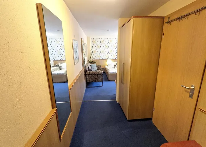 Apartamento Monteurunterkunft Weiden By Hausgruenerbaum *