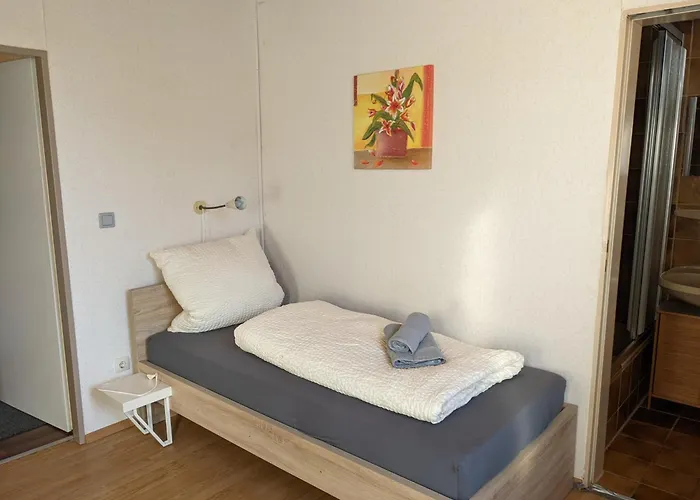 Monteurunterkunft Weiden By Hausgruenerbaum *
